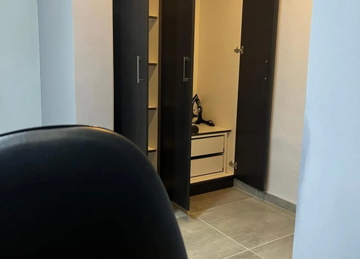 Modern Grey Apartment Nea Michaniona Greece
