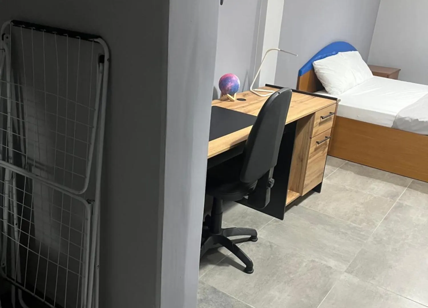 Modern Grey Apartment Nea Michaniona